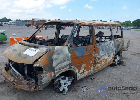 2002 Volkswagen Eurovan Mv из США, поврежденный, VIN WV2MB470X2H088179